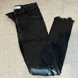 Abercrombie and Fitch Super Skinny Ankle High-Rise Jean 27R